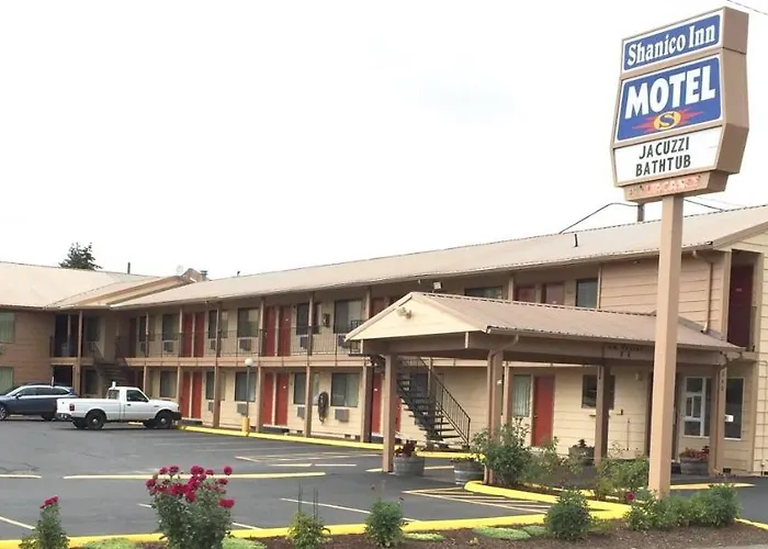 Shanico Inn